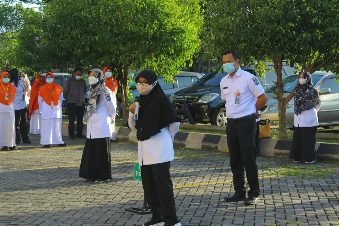 AJAKAN DOA KABID PENUNJANG UNTUK SAUDARA YANG TERPAPAR COVID-19 SERTA HIMBAUAN KABAG TU UNTUK SEGERA MENDOWNLOAD AUTODEBET ASN